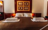 Туры в отель Hotel Golden Lamb
