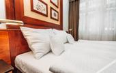 Туры в отель Hotel Golden Lamb