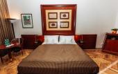 Туры в отель Hotel Golden Lamb