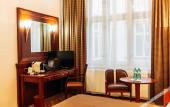 Туры в отель Hotel Golden Lamb