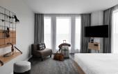Туры в отель Moxy Lyon Airport