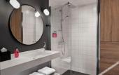 Туры в отель Moxy Lyon Airport