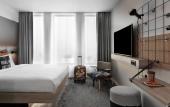 Туры в отель Moxy Lyon Airport