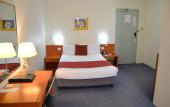 Туры в отель Devere Hotel