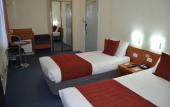 Туры в отель Devere Hotel