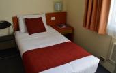 Туры в отель Devere Hotel