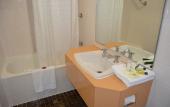 Туры в отель Devere Hotel