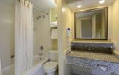Туры в отель Ashore Oceanfront Hotel by Marriott