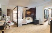 Туры в отель Huachen International Hotel
