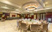 Туры в отель Huachen International Hotel