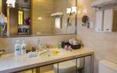Туры в отель Huachen International Hotel