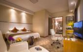 Туры в отель Huachen International Hotel