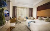 Туры в отель Huachen International Hotel
