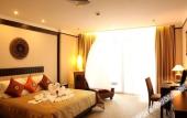 Туры в отель Riyuegu Hot Springs Hotel