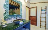 Туры в отель Rascals Hotel