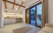 Туры в отель Rota Kilidonia Karaoz Suites&Villas