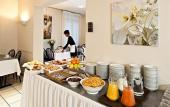 Туры в отель Bristol Hotel