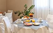 Туры в отель Bristol Hotel