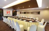Туры в отель Swiss-Belhotel Waterfront Makassar