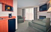 Туры в отель Holiday Inn Express Hotel & Suites Calgary