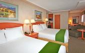 Туры в отель Holiday Inn Express Hotel & Suites Calgary