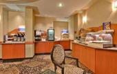 Туры в отель Holiday Inn Express Hotel & Suites Calgary