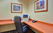 Туры в отель Holiday Inn Express Hotel & Suites Calgary