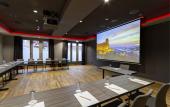 Туры в отель Qube Hotel Bahnstadt