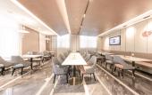 Туры в отель Atour Hotel, Wuxing East New Town, Huzhou