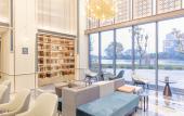 Туры в отель Atour Hotel, Wuxing East New Town, Huzhou