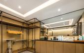 Туры в отель Atour Hotel, Wuxing East New Town, Huzhou