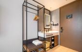 Туры в отель Atour Hotel, Wuxing East New Town, Huzhou