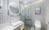 Туры в отель Vienna International Hotel (Liangjiang Shuitu Store)
