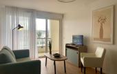 Туры в отель Zenao Appart'hotel Saint-Maur-des-Fosses
