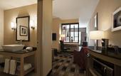 Туры в отель Holiday Inn Express Miami Airport Blue Lagoon Area by IHG