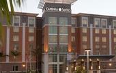 Туры в отель Holiday Inn Express Miami Airport Blue Lagoon Area by IHG