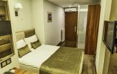Туры в отель The 22 Hotel
