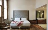 Туры в отель The Old Clare by Ode Hotels