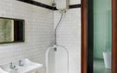 Туры в отель The Old Clare by Ode Hotels