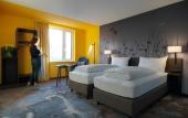 Туры в отель Hwest Hotel Hall