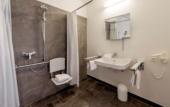 Туры в отель Hwest Hotel Hall