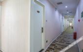 Туры в отель Qiqiaowu Hotel (Beijing Daxing Airport Line Caoqiao Subway Station Branch)
