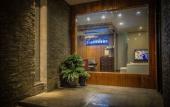 Туры в отель Leading Men Hotel