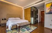 Туры в отель Leading Men Hotel