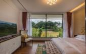 Туры в отель Leading Men Hotel