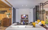 Туры в отель Leading Men Hotel