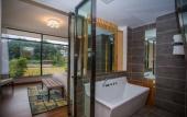 Туры в отель Leading Men Hotel