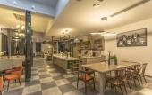 Туры в отель Leading Men Hotel