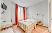 Туры в отель Hotel Robespierre