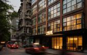 Туры в отель The Moment Hotel